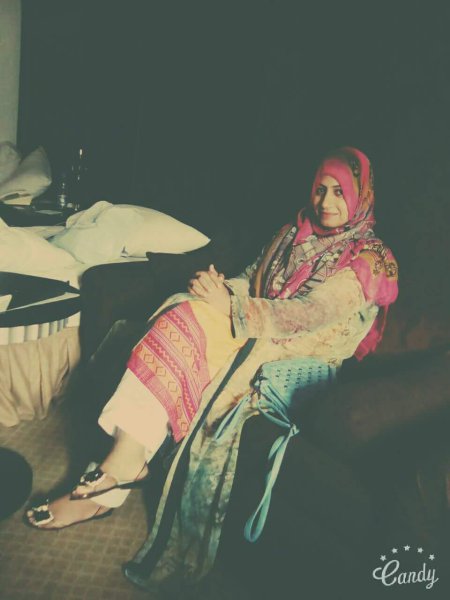 Syeda Aleena Bukhari profile image